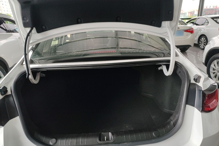 GEELY Emgrand L 2021 #19 GEELY Emgrand L 2021 image de voiture #19