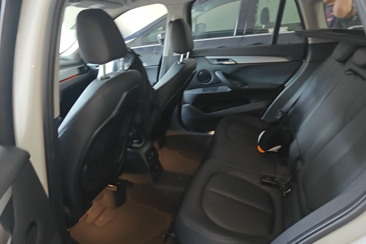 BMW X1 2017 صورة سيارة #13