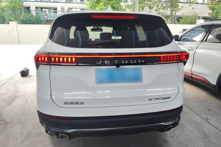 Jetour X70 PLUS 2022 #6 Jetour X70 PLUS 2022 car image #6