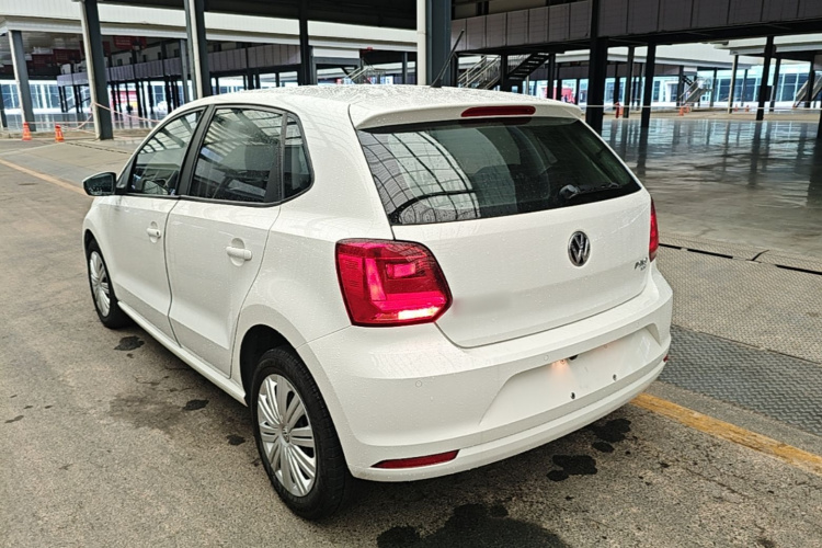 Volkswagen Polo 2016 #5 Volkswagen Polo 2016 car image #5