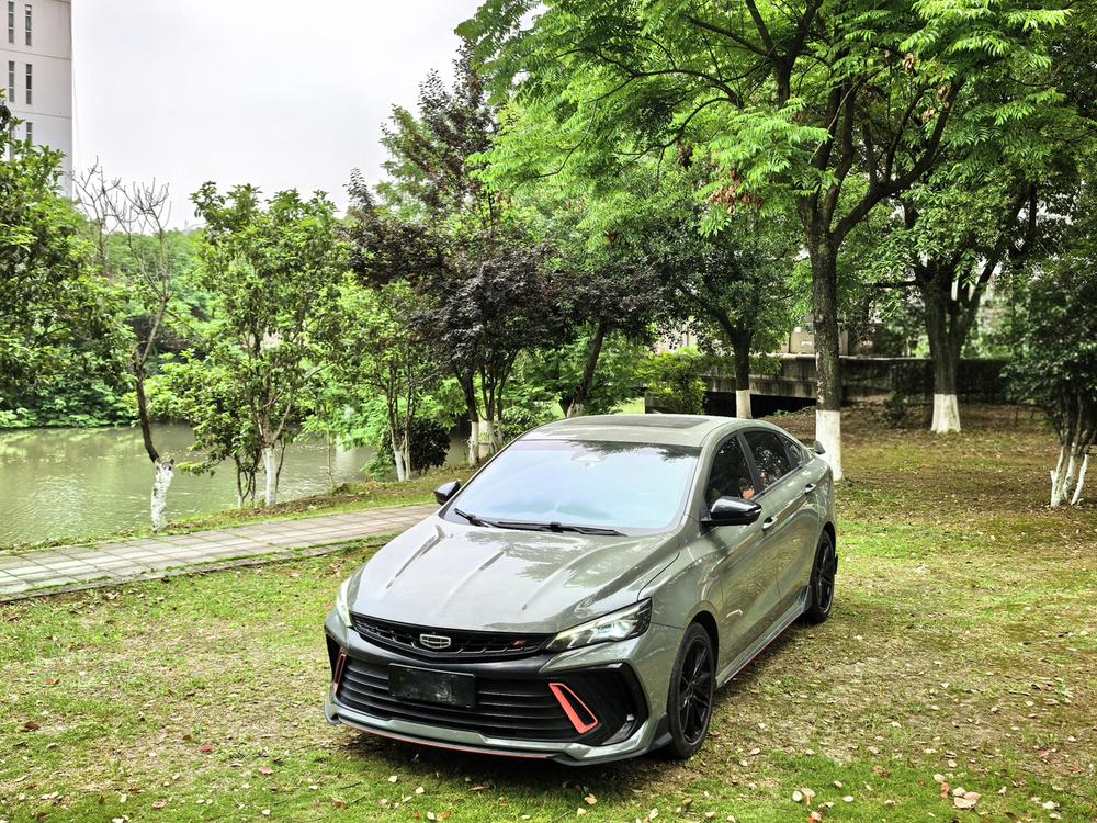 GEELY Binray 2022 immagine di auto #14