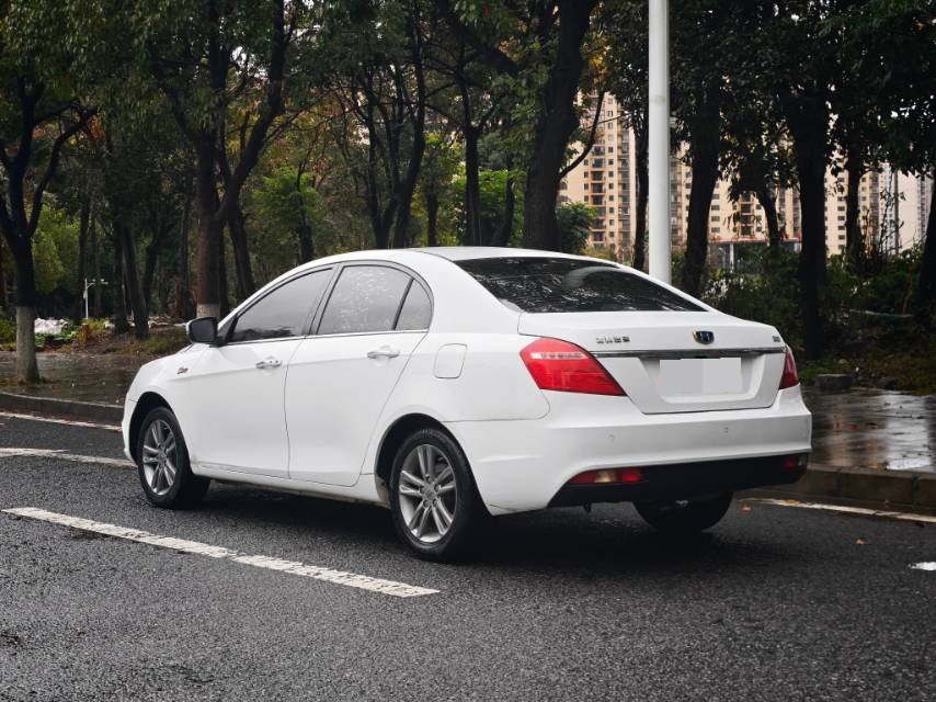 GEELY Emgrand 2016 car image #9