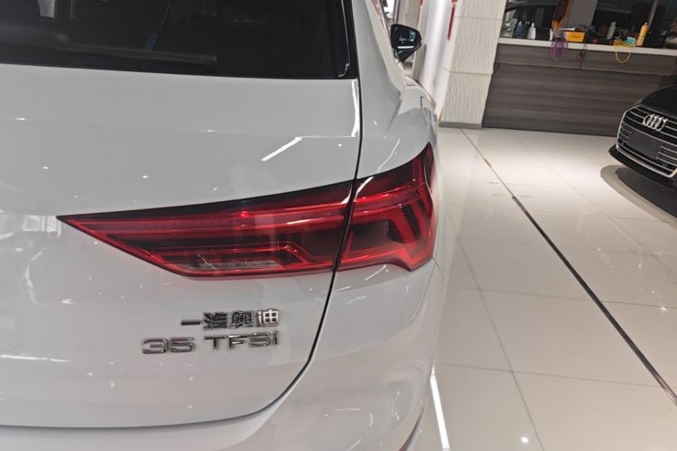Audi Q3 2021 #8 Audi Q3 2021 car image #8