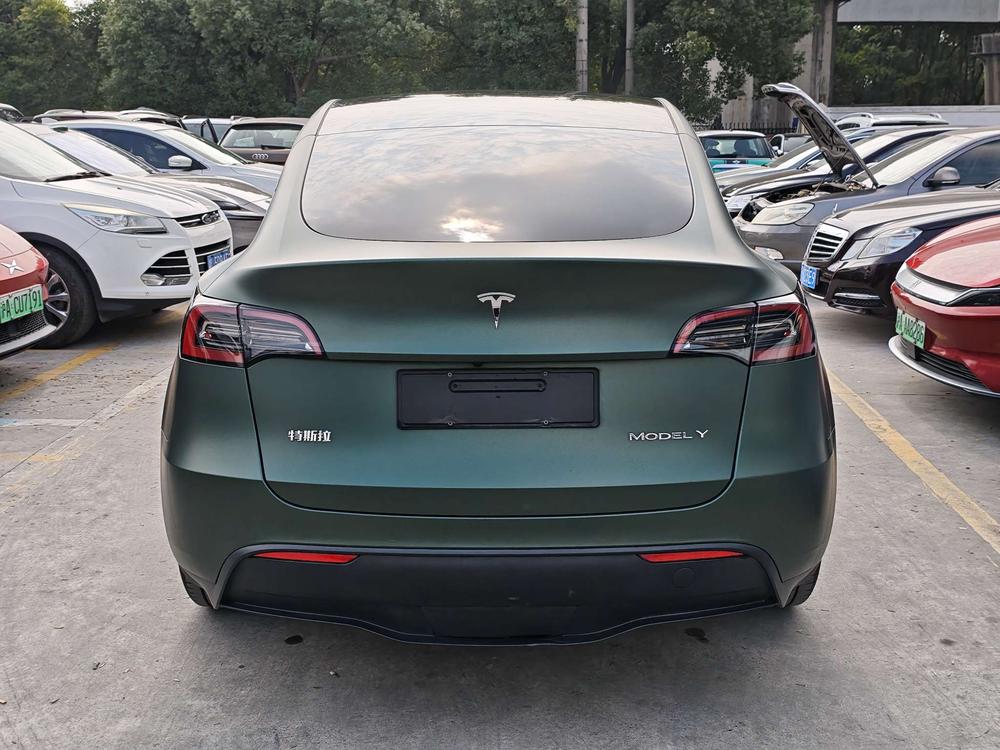 Tesla Model Y 2022 #4 Tesla Model Y 2022 صورة سيارة #4