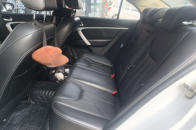 GEELY Emgrand 2017 #17 GEELY Emgrand 2017 car image #17