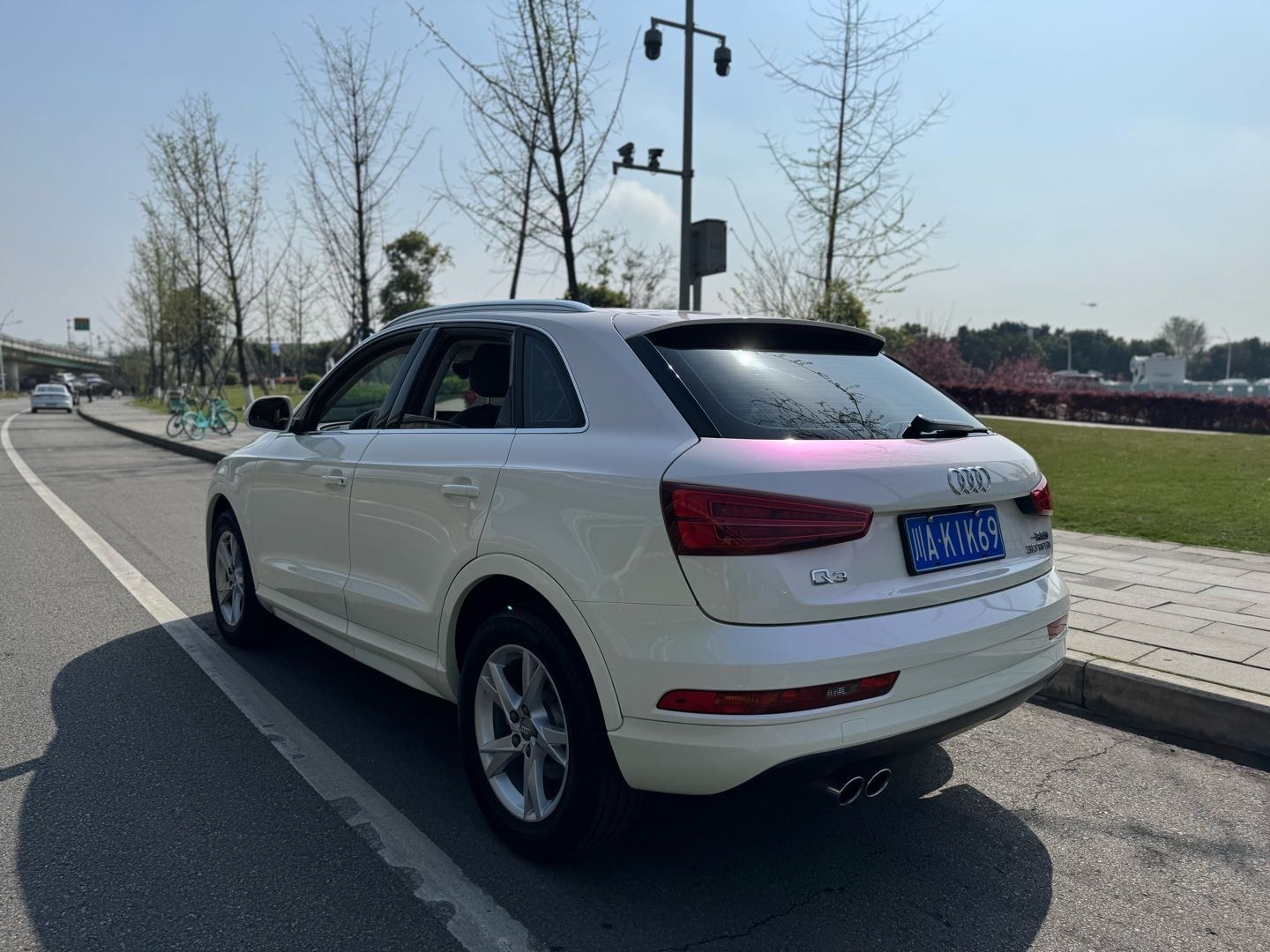 Audi Q3 2016 car image #5