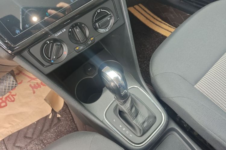 Volkswagen Polo 2019 #14 Volkswagen Polo 2019 car image #14