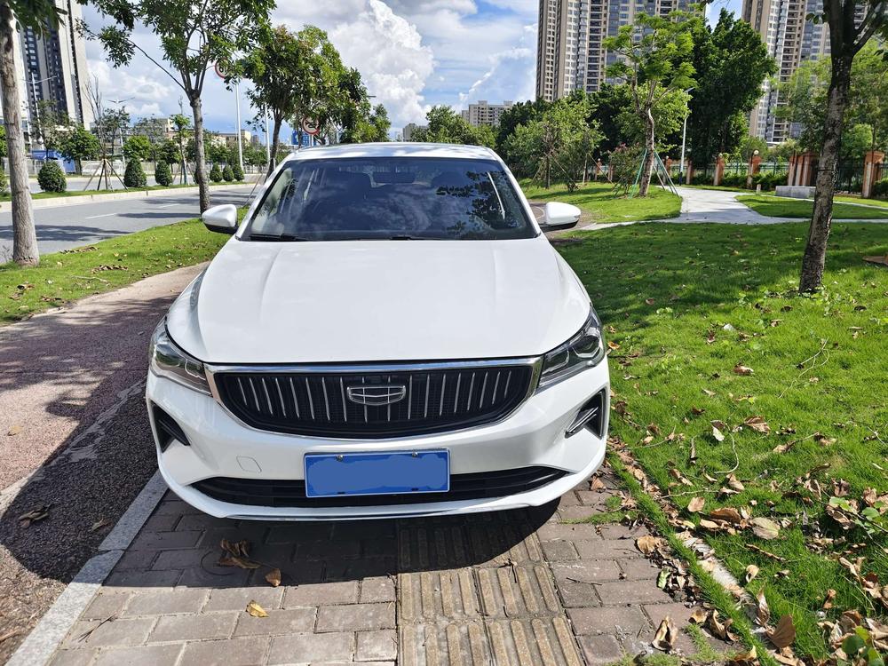 GEELY Emgrand 2021 car image #2