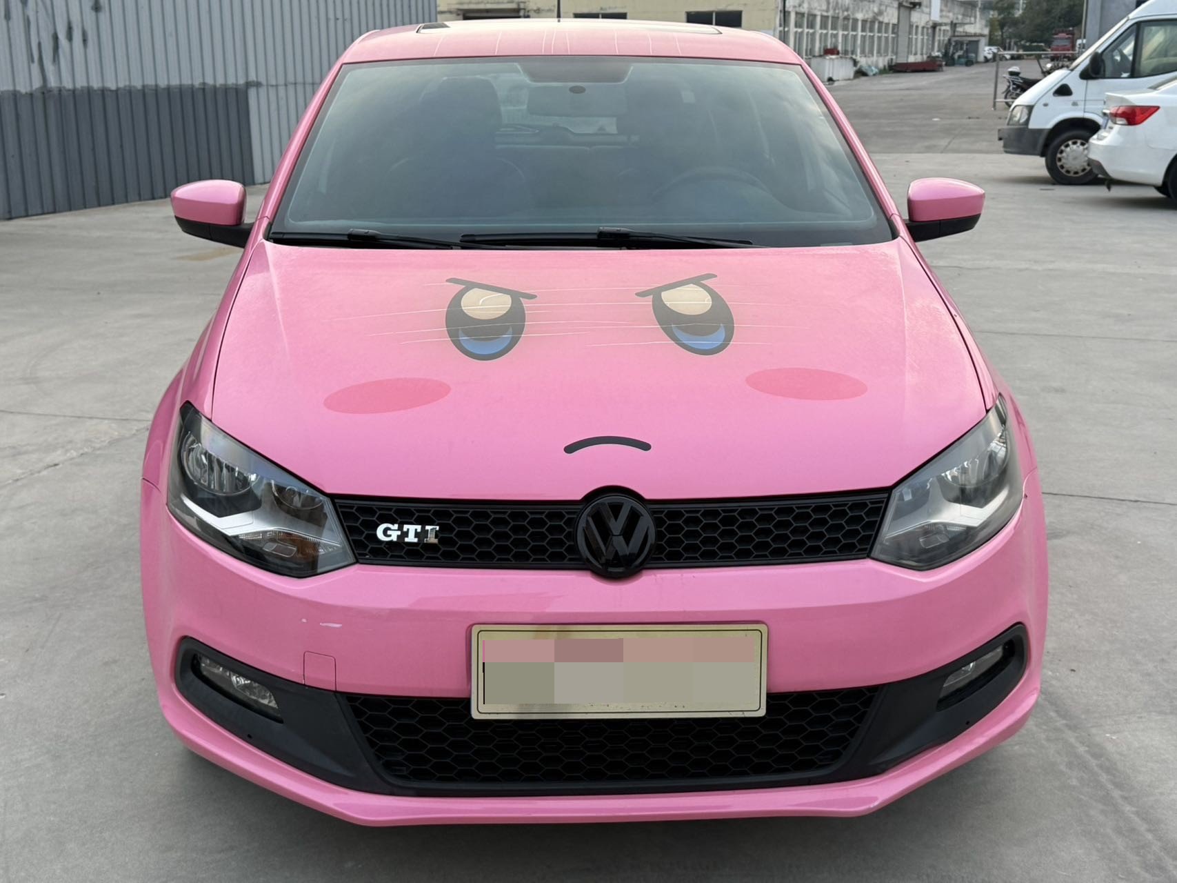 2014 car image #2