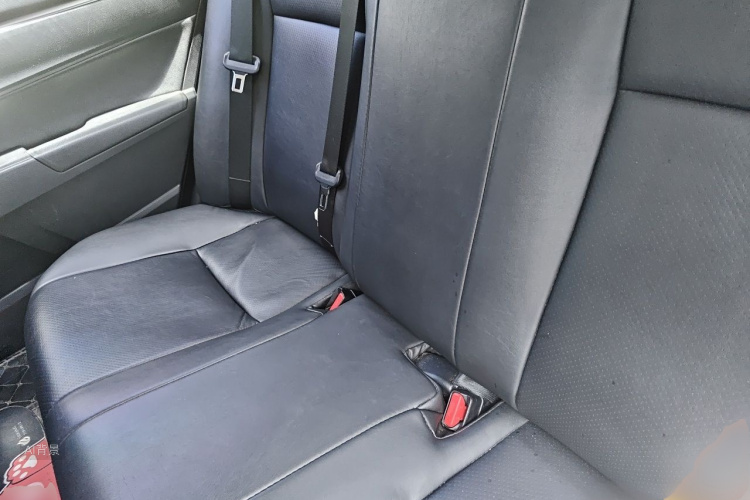 Toyota Corolla 2016 #19 Toyota Corolla 2016 car image #19