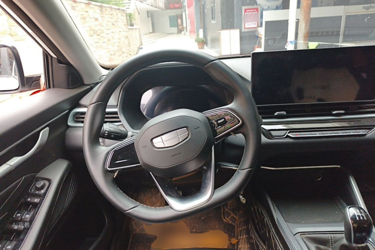 GEELY Emgrand 2025 #12 GEELY Emgrand 2025 car image #12