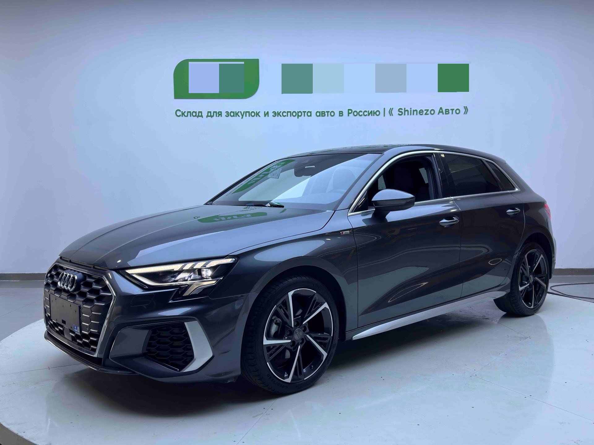 2022 immagine di auto 
