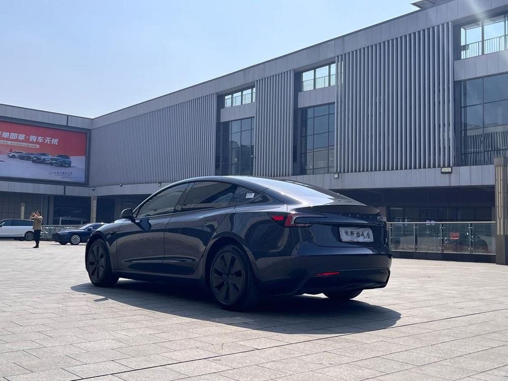 Tesla Model 3 2024 #4 Tesla Model 3 2024 car image #4