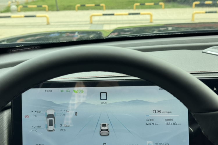 Jetour X70 PLUS 2026 car image #8