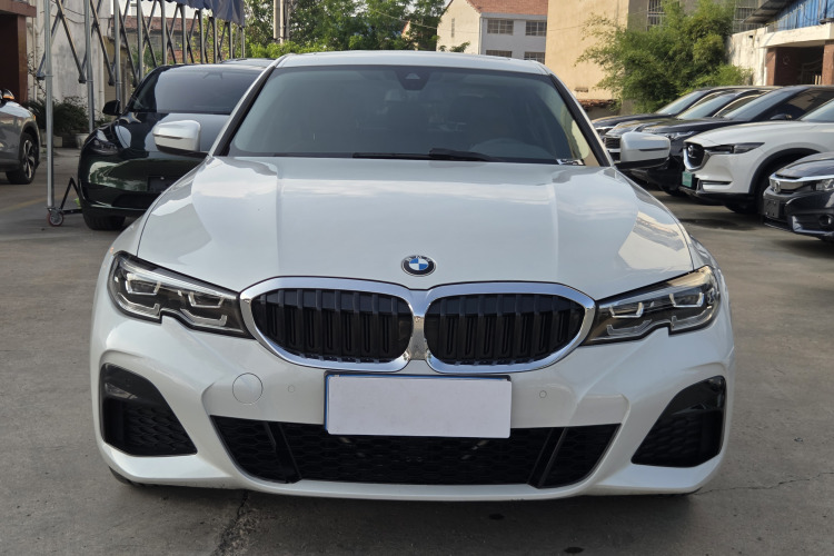 BMW 3 Series 2020 #4 BMW 3 Series 2020 car image #4