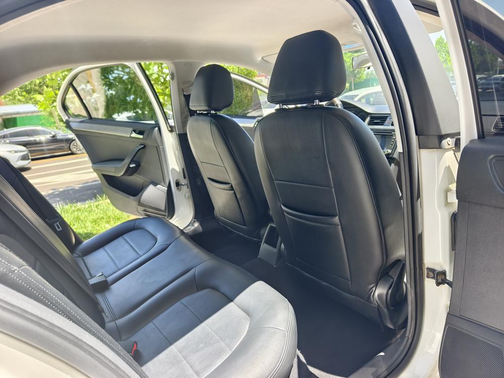 Volkswagen Santana 2016 car image #11