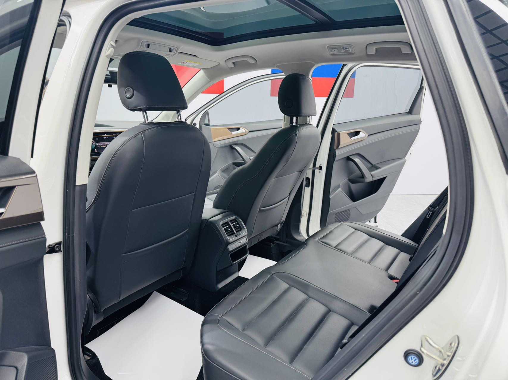Volkswagen Tharu 2022 #7 Volkswagen Tharu 2022 car image #7