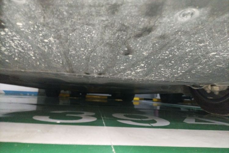 Tesla Model 3 2024 immagine di auto #24