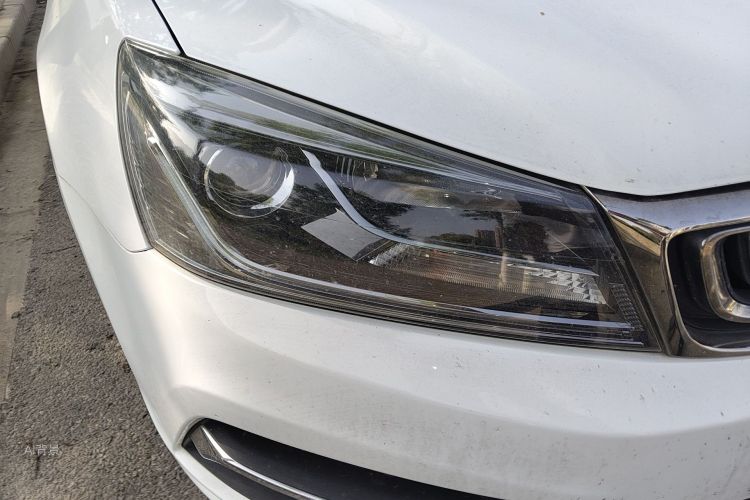 GEELY Emgrand 2019 car image #8