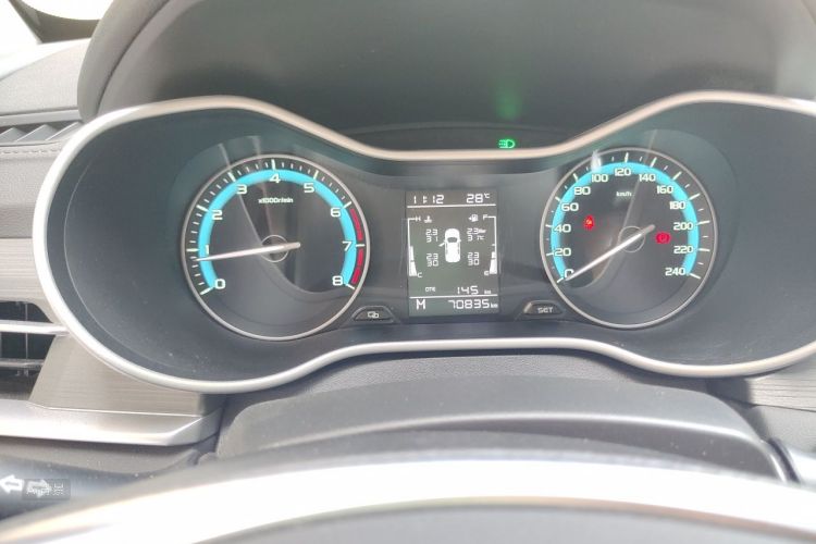 GEELY Emgrand 2021 #13 GEELY Emgrand 2021 car image #13