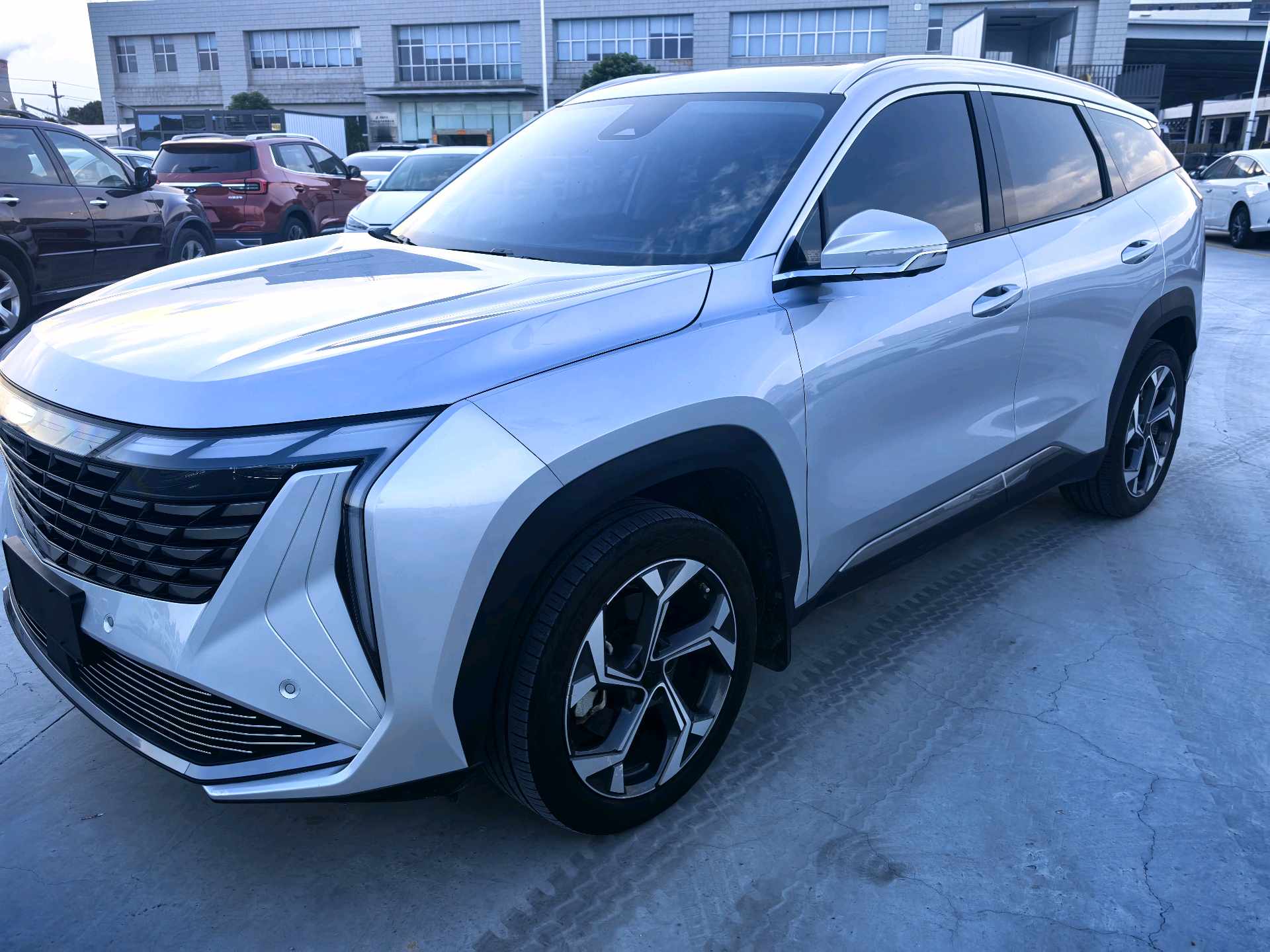 GEELY Boyue L 2024 car image 