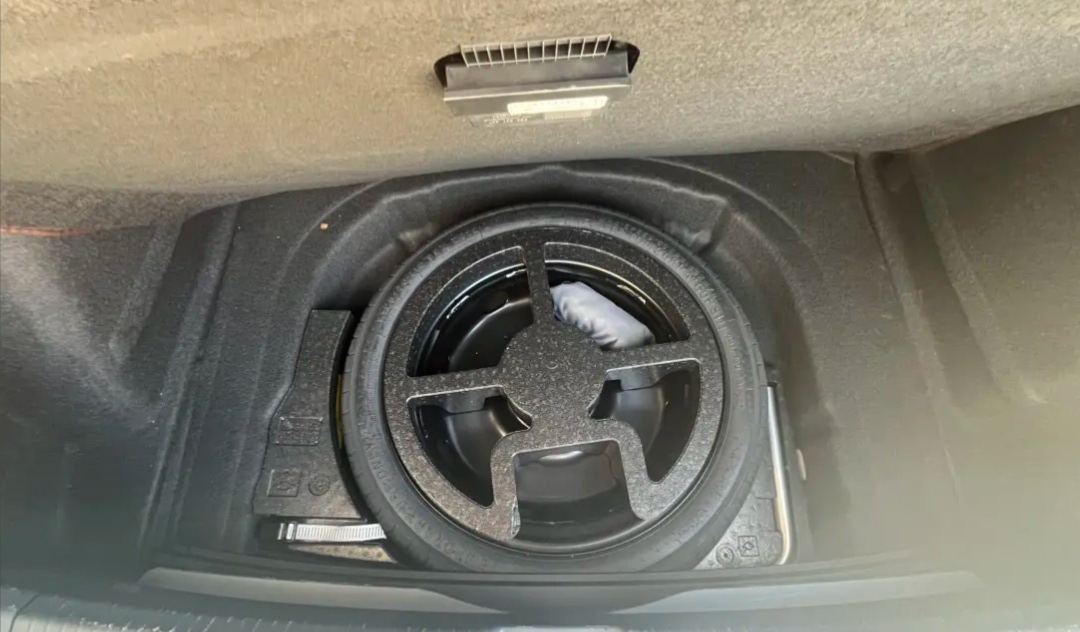 Volkswagen Golf 2021 car image #7