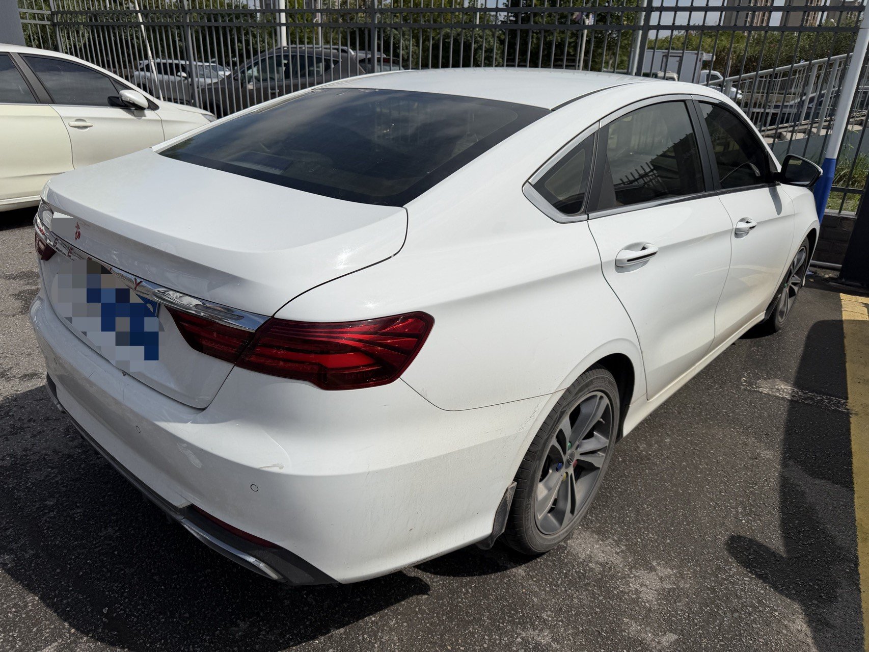 GEELY Binray 2020 car image #4