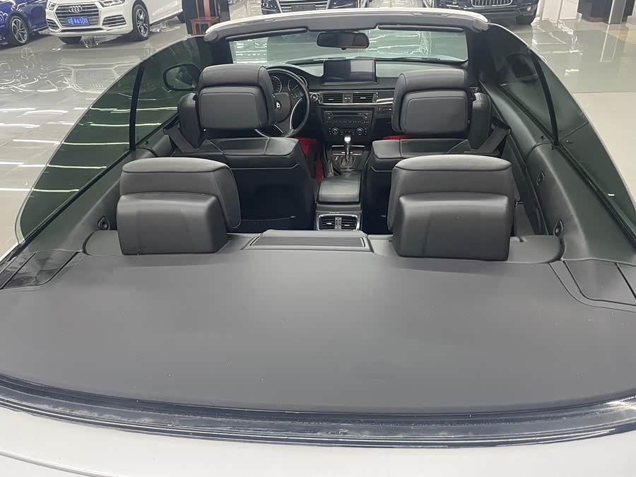 BMW 3 Series (Imported) 2010 car image #24