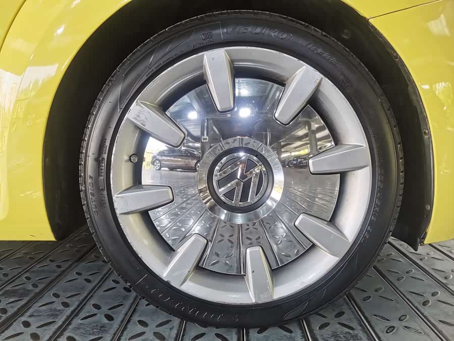 Volkswagen Beetle 2013 immagine di auto #24