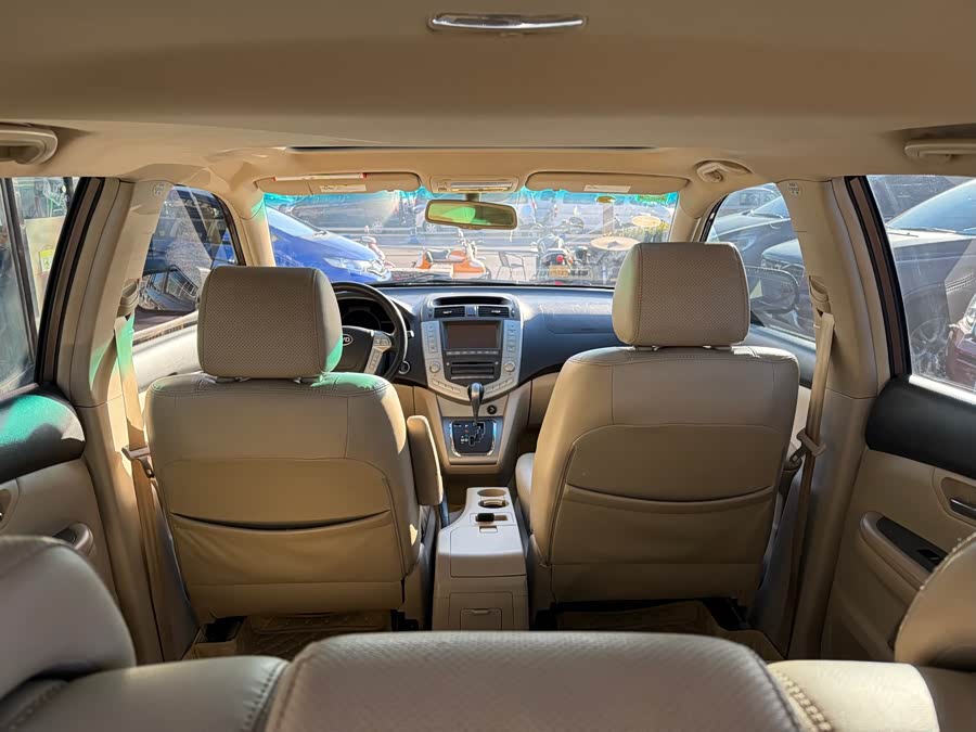 BYD S6 2012 изображение автомобиля #24