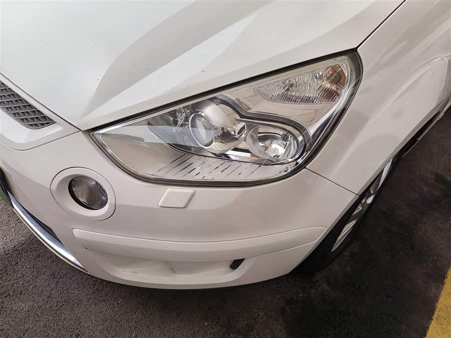 Ford S-MAX 2013 изображение автомобиля #24