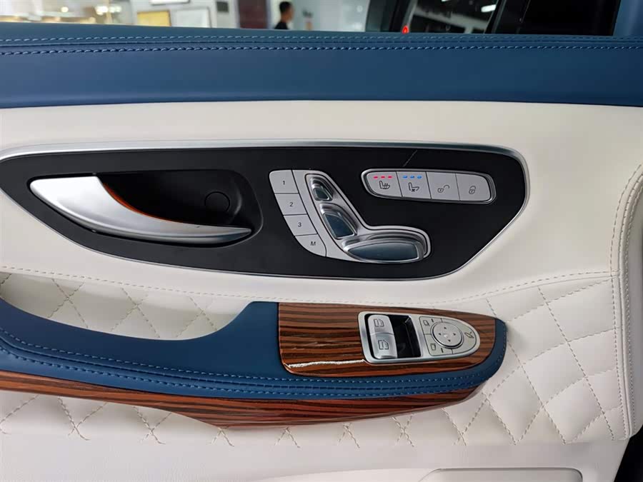 Mercedes-Benz V Class 2023 #24 Mercedes-Benz V Class 2023 immagine di auto #24