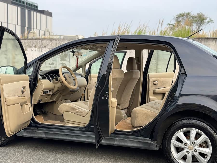 日产 颐达 2009 汽车图片 #24