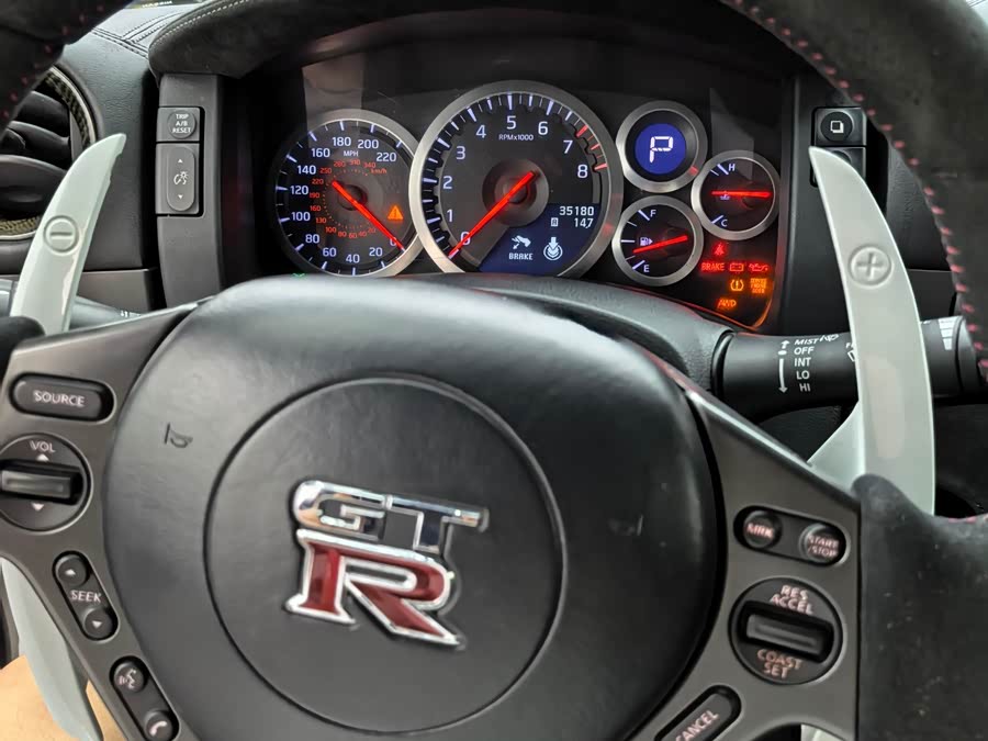 日产 日产GT-R 2014 汽车图片 #24