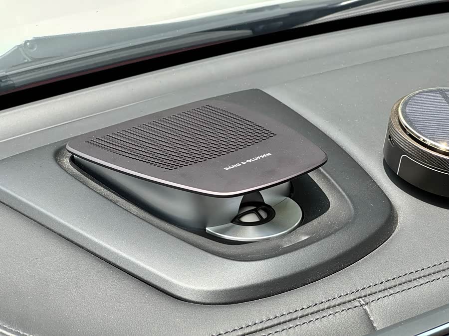 BMW X6 M 2017 car image #24