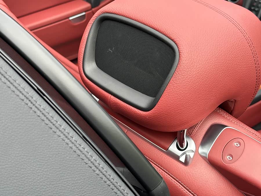 Mercedes-Benz SL Class 2009 car image #24