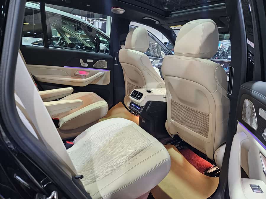 Mercedes-Benz GLS AMG 2023 car image #24