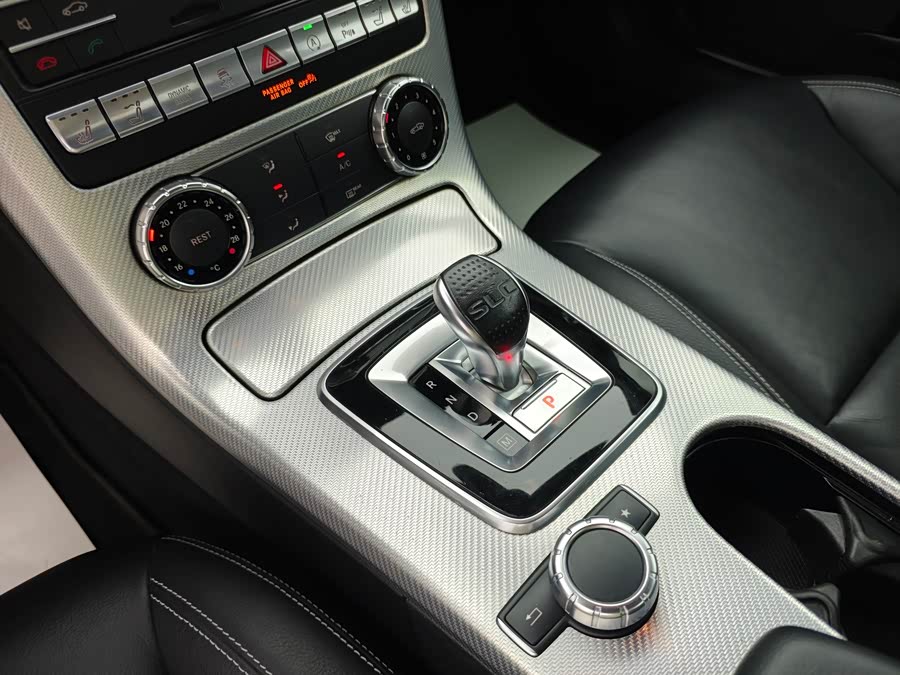 Mercedes-Benz SLC Class 2017 car image #24