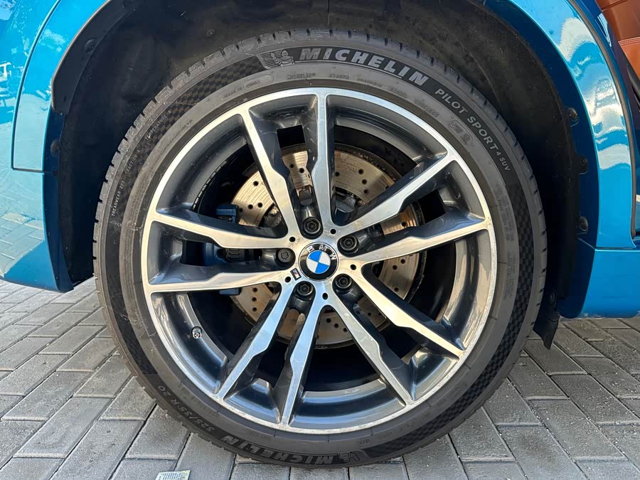 BMW X6 M 2016 #24 BMW X6 M 2016 car image #24