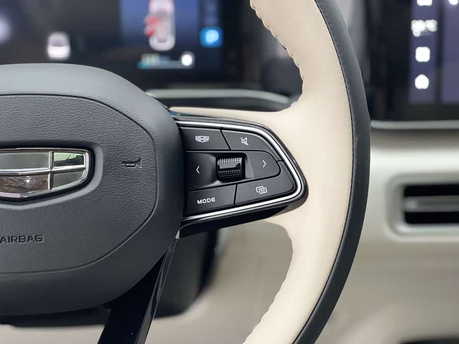 GEELY Monjaro MHEV 2023 car image #24