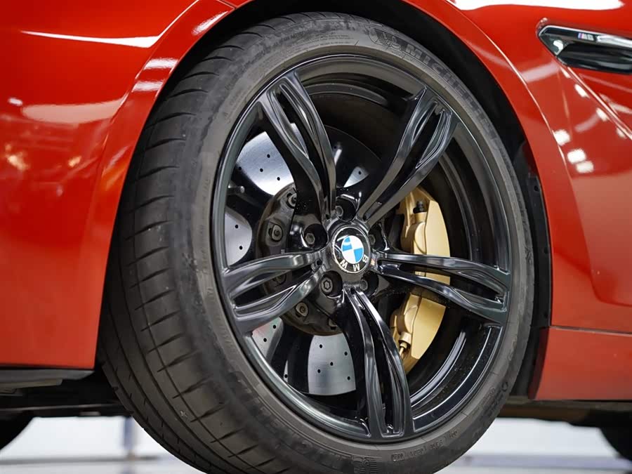 BMW M6 2016 car image #24