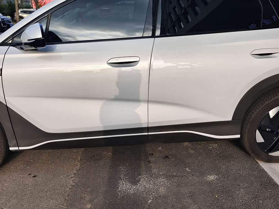 BYD Sea Lion 05 EV 2025 car image #24