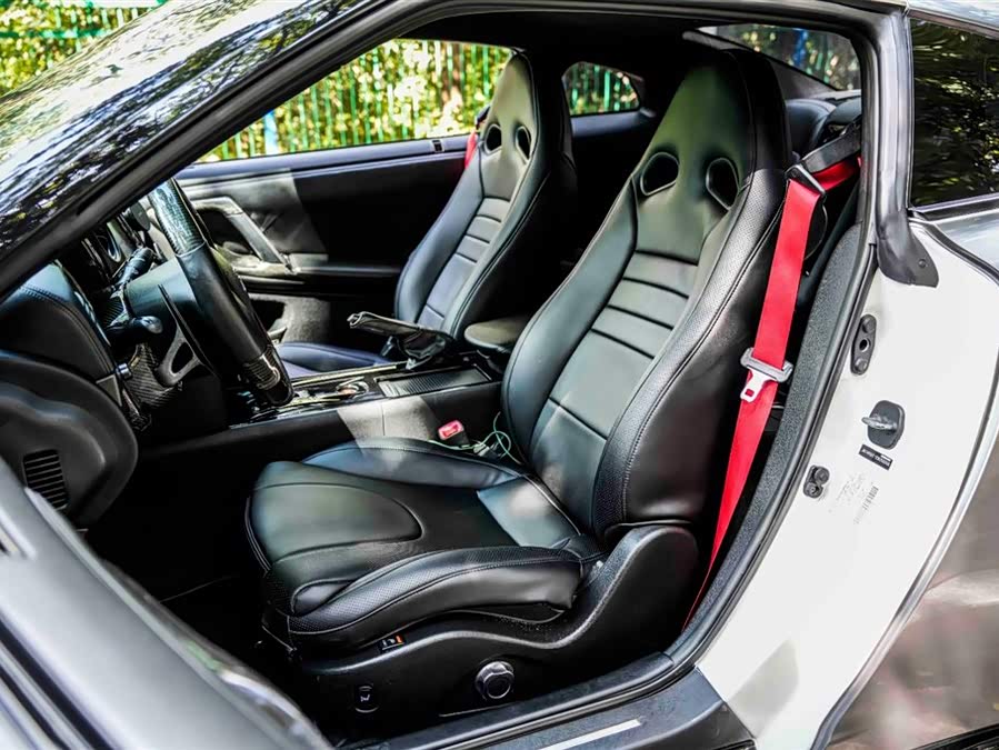 日产 日产GT-R 2012 汽车图片 #24