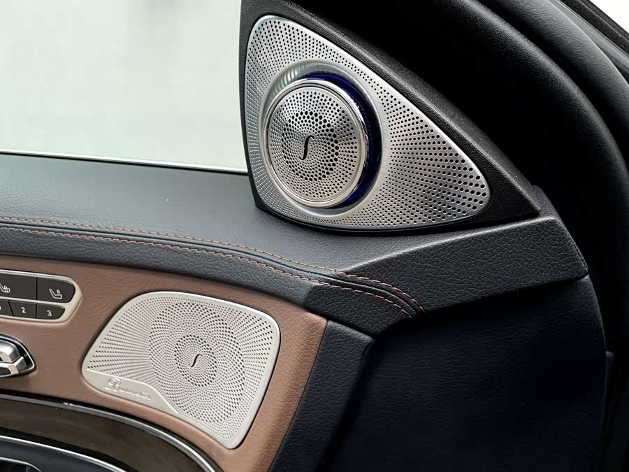 Mercedes-Benz Maybach S Class 2018 #24 Mercedes-Benz Maybach S Class 2018 image de voiture #24