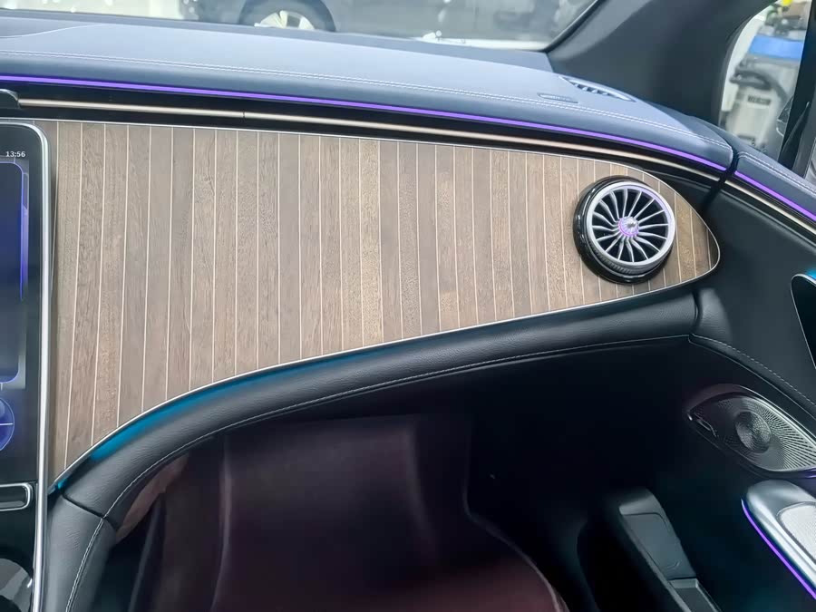 Mercedes-Benz EQE Class 2023 car image #24