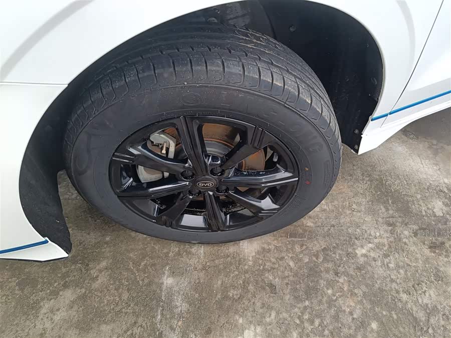 BYD e3 2022 изображение автомобиля #24