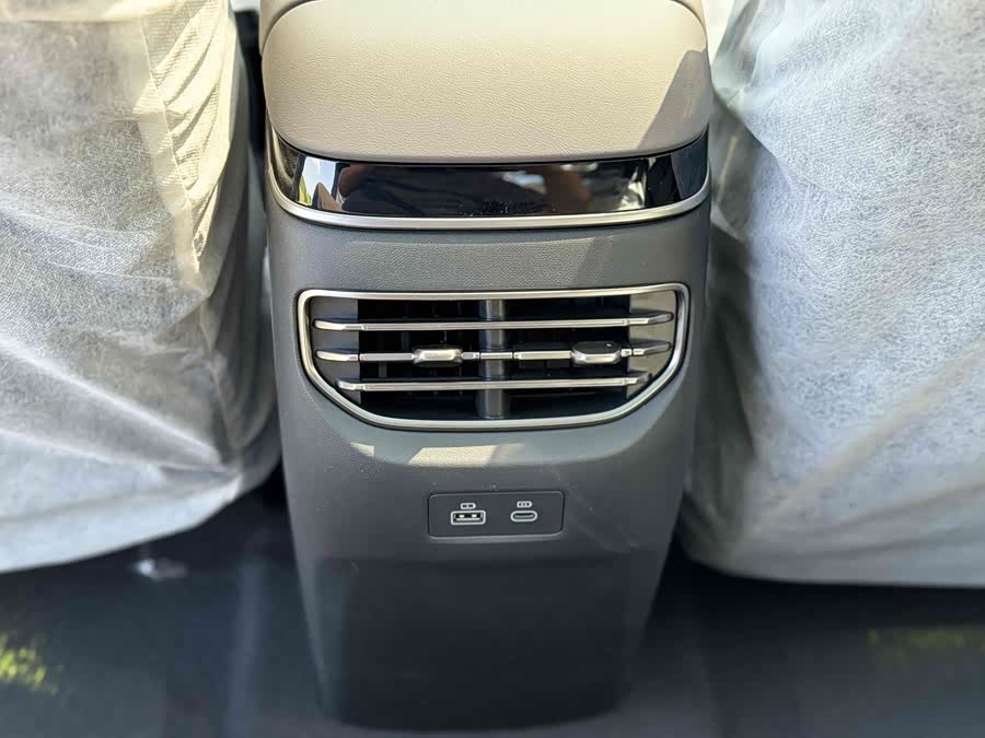 HongQi TianGong 08 #24 HongQi TianGong 08 صورة سيارة #24