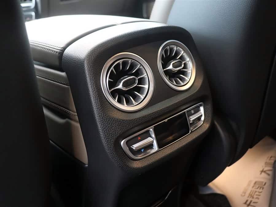 Mercedes-Benz 2024 image de voiture #24