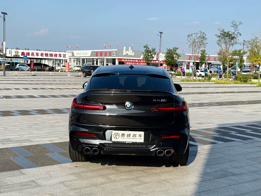BMW X4 M 2021 car image #24