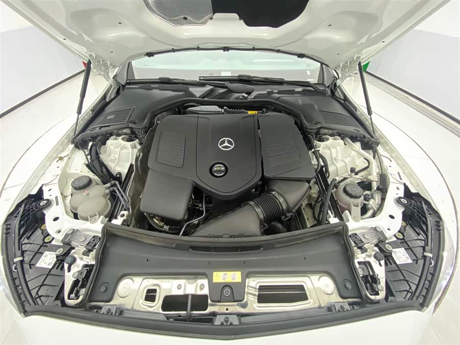 Mercedes-Benz C Class 2023 car image #24